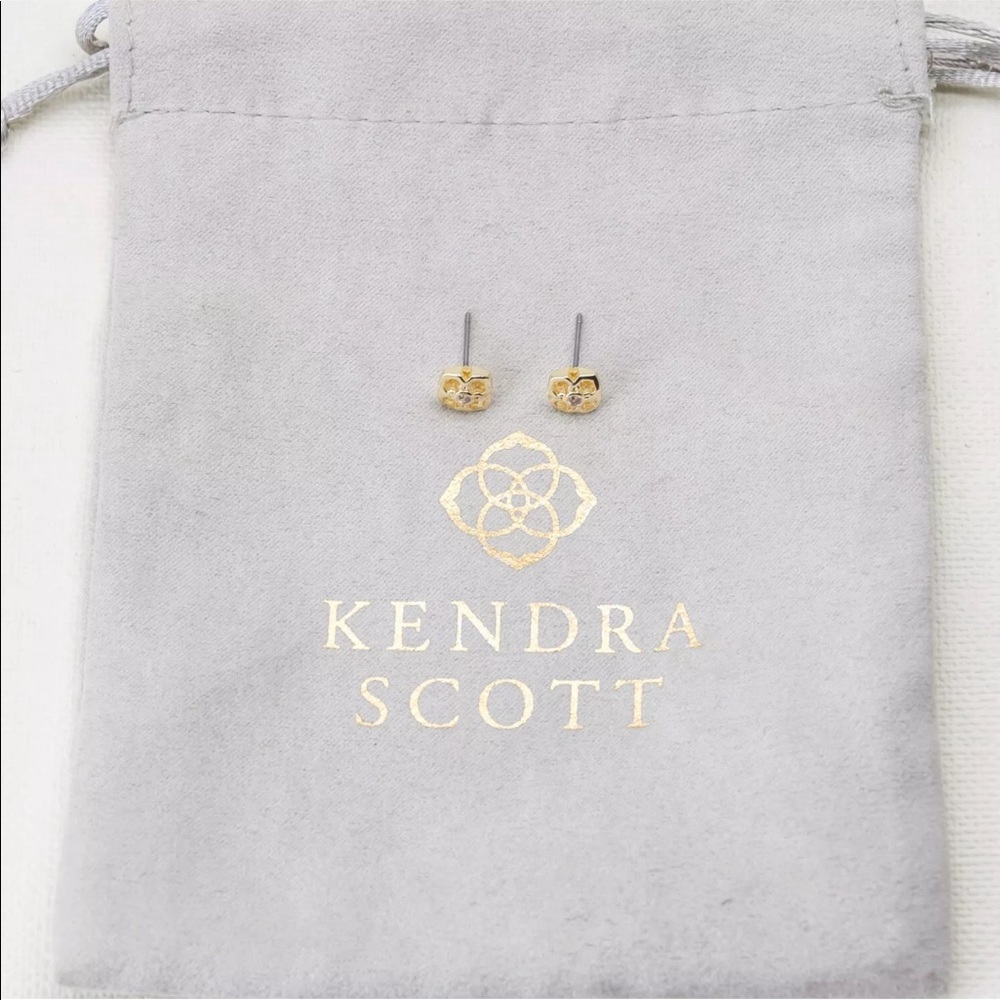 Kendra Scott Studs-brand new